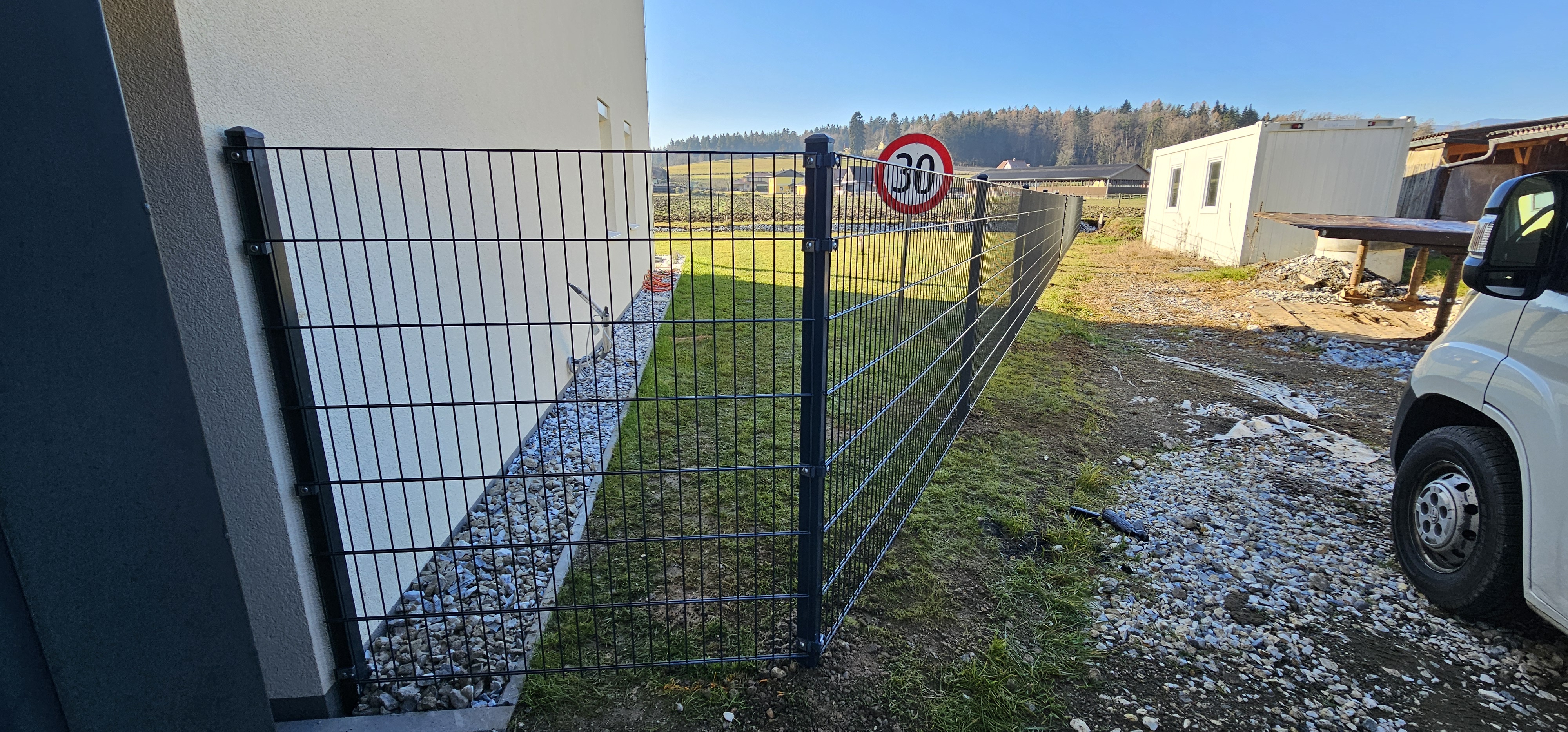 Fluttendorf – Doppelstabmattenzaun 6/5/6 in Anthrazit 143 cm mit Gartentor